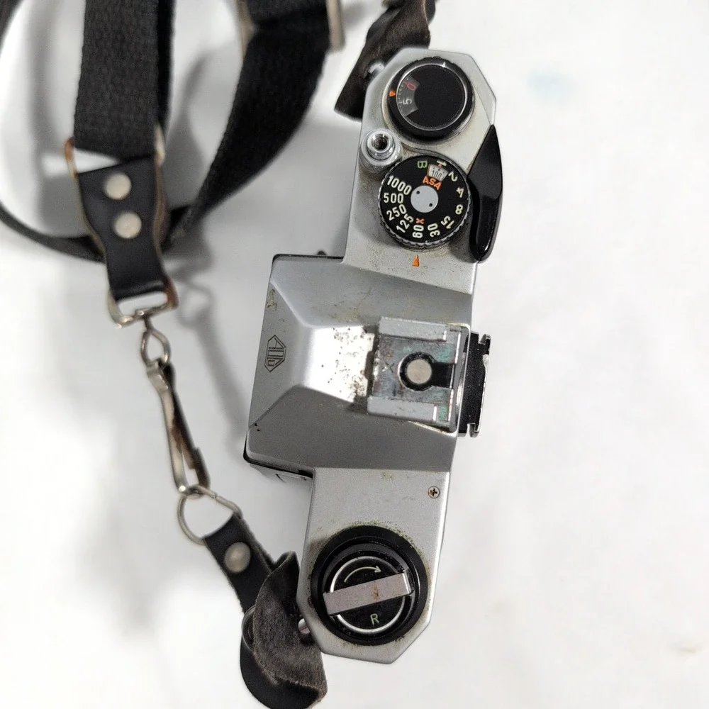 K1000 PENTAX Special SE Edition 35mm Manual Focus Camera w multiple lens